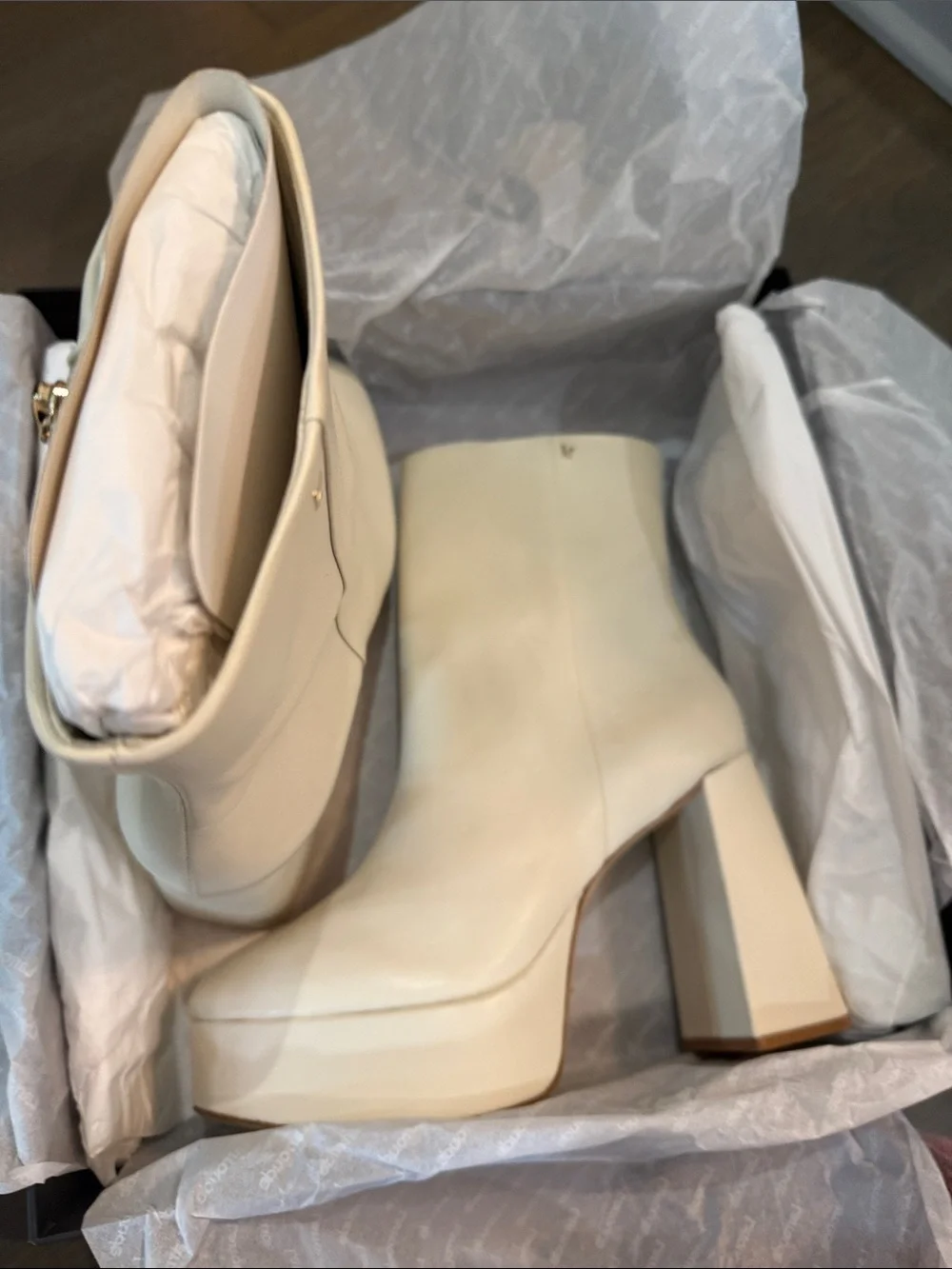 Larroude Dolly Boot in Kid Skin Ivory Brand NEW w Box & Dustbags/Packaging